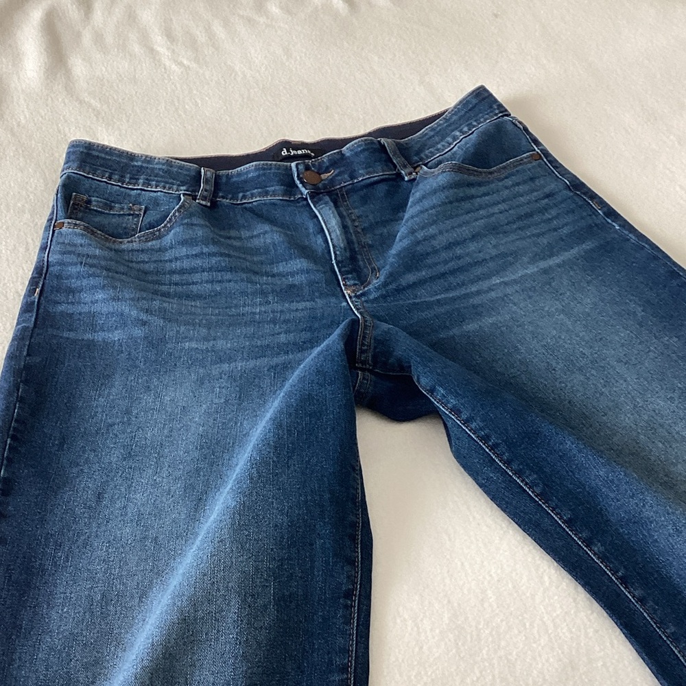 d. jeans Women’s Straight Leg denim Jeans , size 14, Dark Blue, Size 14 - Picture 3 of 7